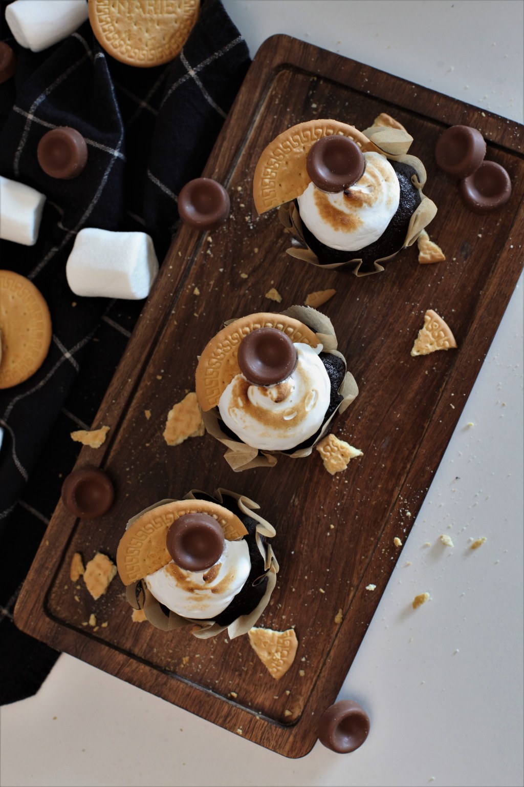 Smores cupcakes