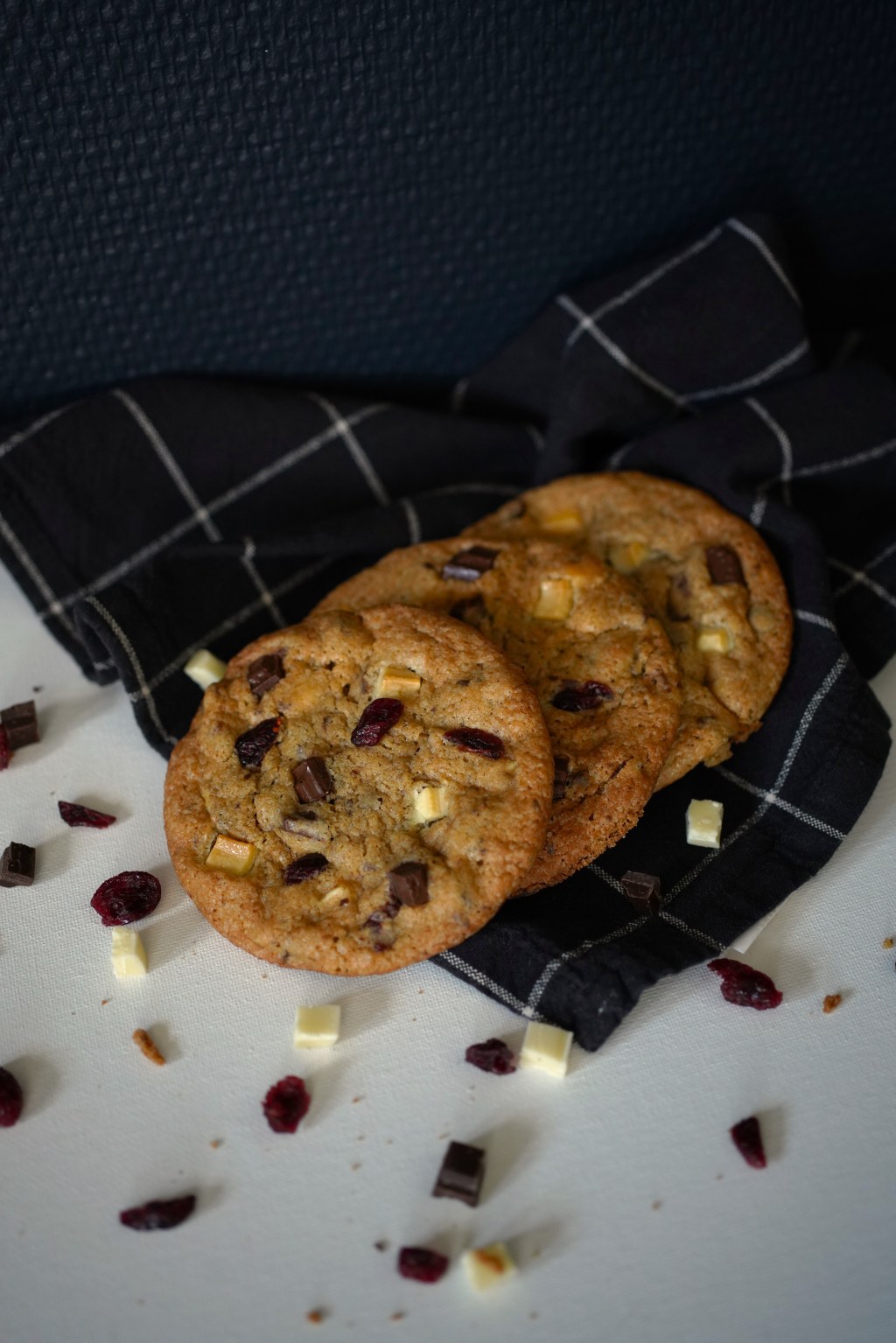 Kjeks med sjokolade og&nbsp;tranebær